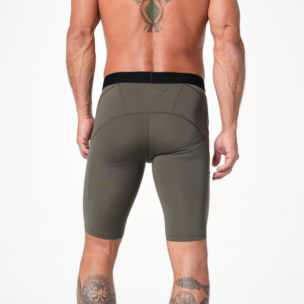 ACTIVE Ax COMPRESSION SHORTS